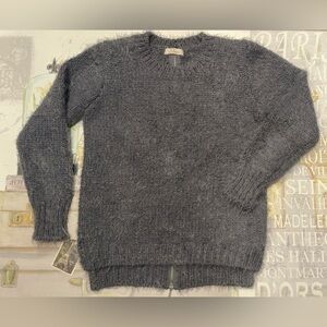 Elan Charcoal Crewneck Mohair-Blend Sweater Size M Excellent Condition
